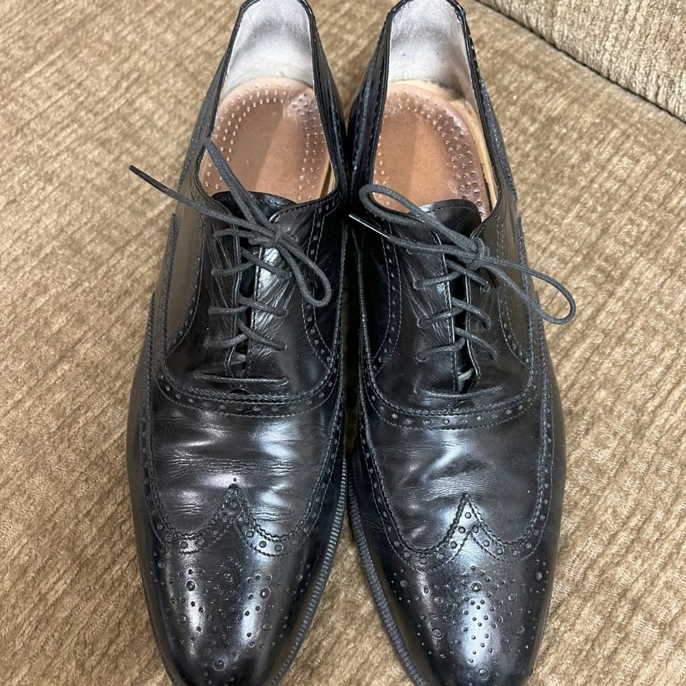 Ferragamo Black Wingtips Mens 9B